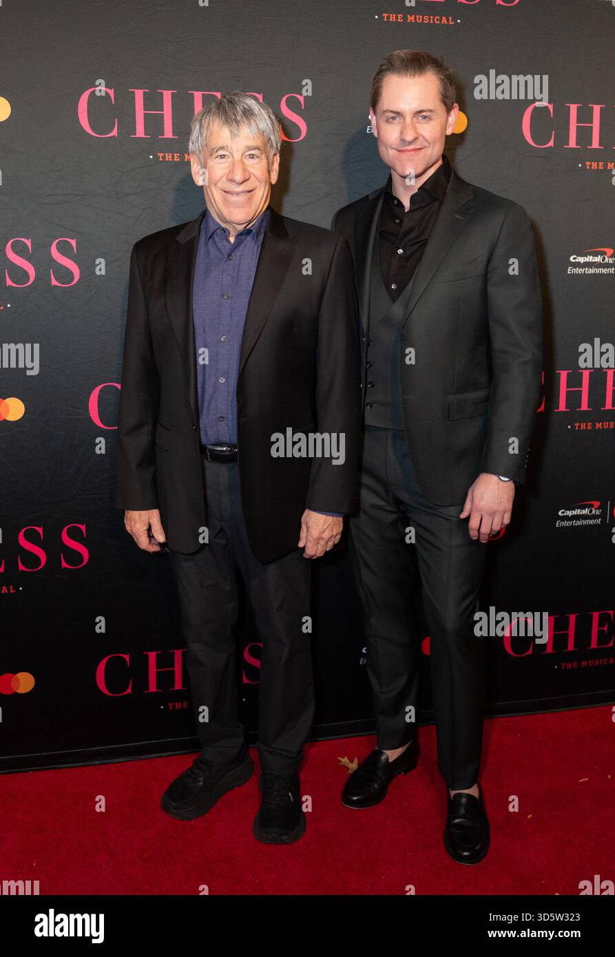 New York, Usa. November 2025. Stephen Schwartz, Michael McCorry Rose nimmt am 16. November 2025 an der Chess-Eröffnungsnacht am Broadway im Imperial Theatre in New York Teil. Credit: lev Radin/Alamy Live News Stockfoto