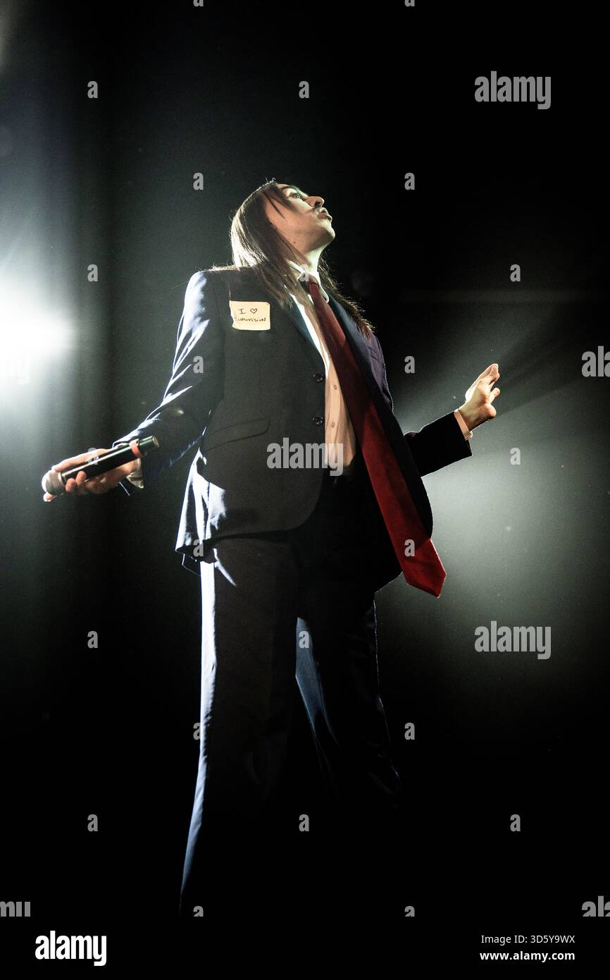 Kopenhagen, Dänemark. November 2025. Der estnische Rapper Tommy Cash gibt ein Live-Konzert im Pumpehuset in Kopenhagen. Quelle: Gonzales Photo/Alamy Live News Stockfoto