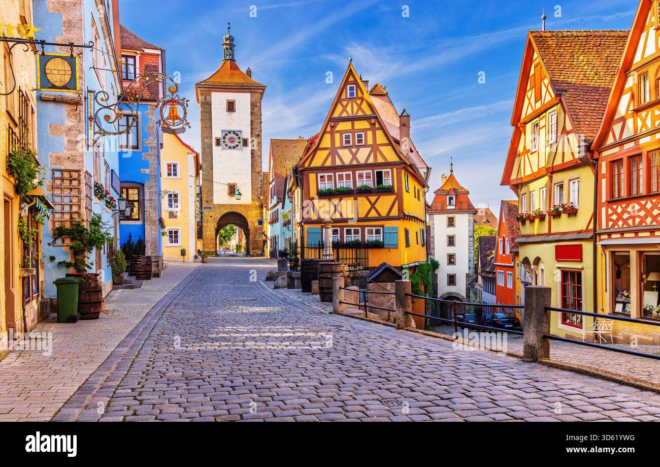Rothenburg, Deutschland. Mittelalterliche Stadt Rothenburg ob der Tauber an einem Sommermorgen Stockfoto