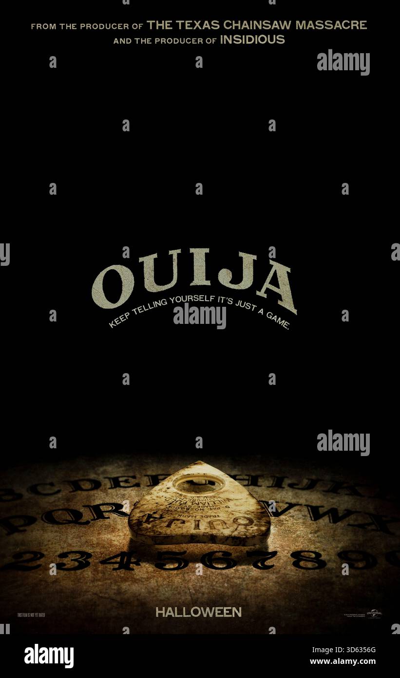 Ouija (2014) von Stiles White mit Olivia Cooke, Ana Coto und Daren Kagasoff. Fünf Freunde wecken unwissentlich einen dunklen Geist mit einem antiken Ouija-Brett und kämpfen, um die schrecklichen Übernatürlichen Angriffe zu überleben, die darauf folgen. NUR ZUR REDAKTIONELLEN VERWENDUNG des US-Advance-Posters. Quelle: BFA / Universal Pictures Stockfoto