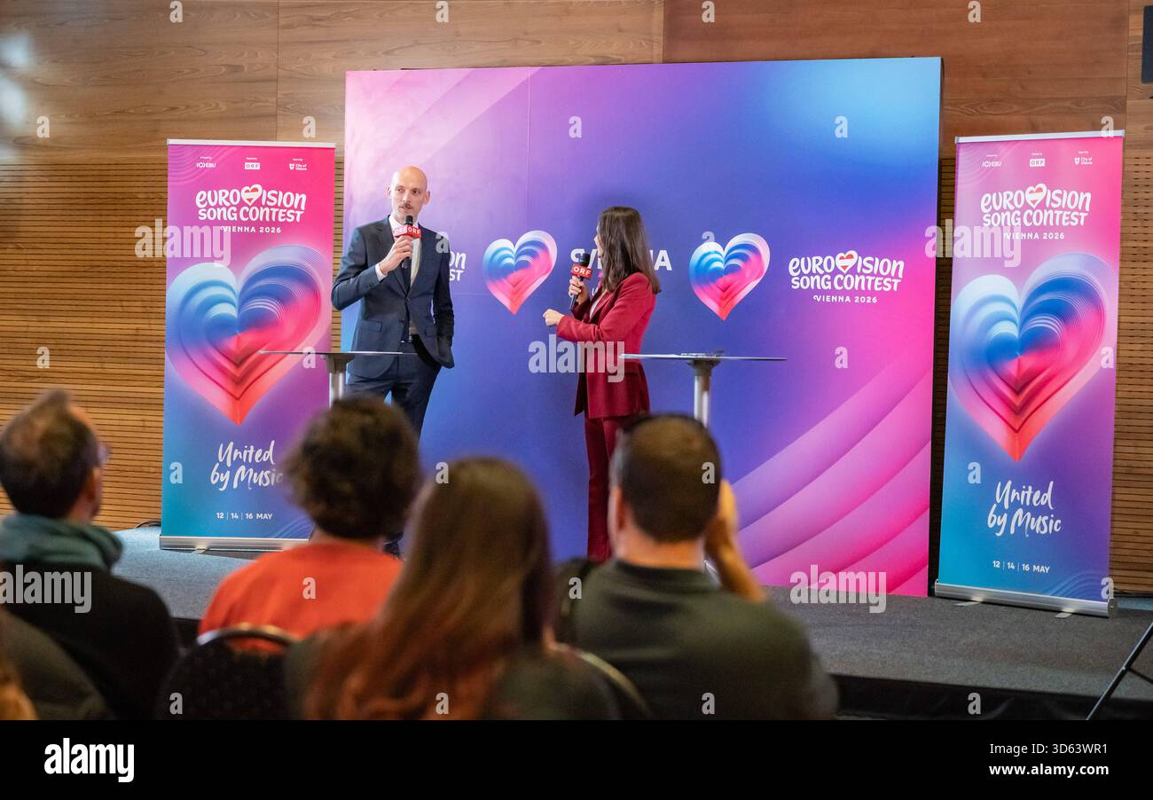 20251118 PG ORF Medienupdate zum Eurovision Song Contest 2026 in Wien, OESTERREICH - 18. NOVEMBER: Geschaeftsfuehrer der Wiener Stadthalle und Gesamtverantwortlicher für den Eurovision Song Contest 2026 Thomas Waldner und Journalistin, Kolumnistin und Moderatorin Katia Wagner waehrend des Mediengespraechs anlaesslich eines ORF Updates zum 70. Eurovision Song Contest vom 12. bis zum 16. Mai 2026 in Wien im Foyer der Halle F der Wiener Stadthalle am 18. November 2025 in Wien, Oesterreich. 251118 SEPA 17 003 Copyright: XIsabellexOuvrardx SEPAxMedia Stockfoto