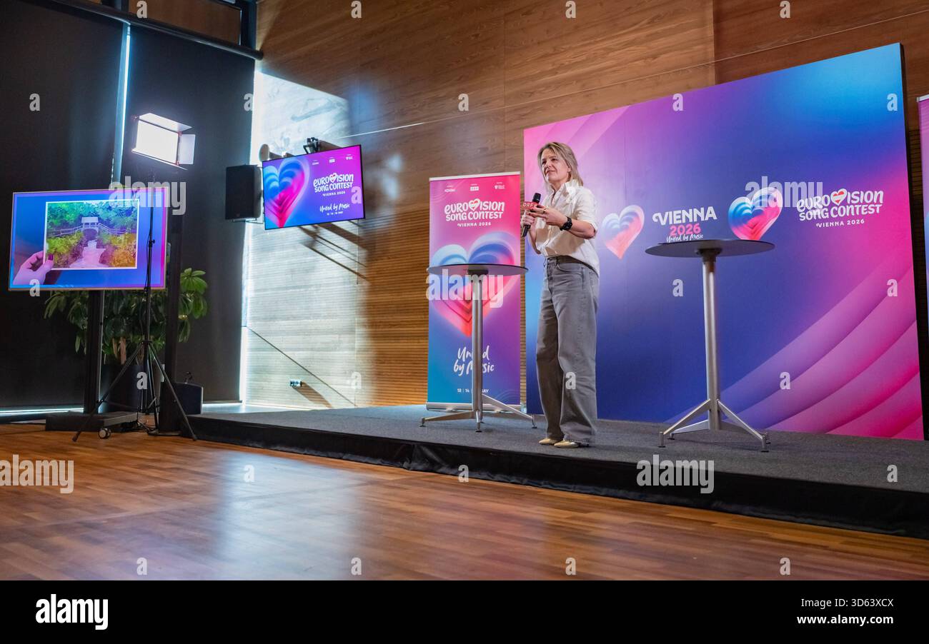 20251118 PG ORF Medienupdate zum Eurovision Song Contest 2026 in Wien, OESTERREICH - 18. NOVEMBER: Journalistin, Kolumnistin und Moderatorin Katia Wagner waehrend des Mediengespraechs anlaesslich eines ORF Updates zum 70. Eurovision Song Contest vom 12. bis zum 16. Mai 2026 in Wien im Foyer der Halle F der Wiener Stadthalle am 18. November 2025 in Wien, Oesterreich. 251118 SEPA 17 022 Copyright: XIsabellexOuvrardx SEPAxMedia Stockfoto