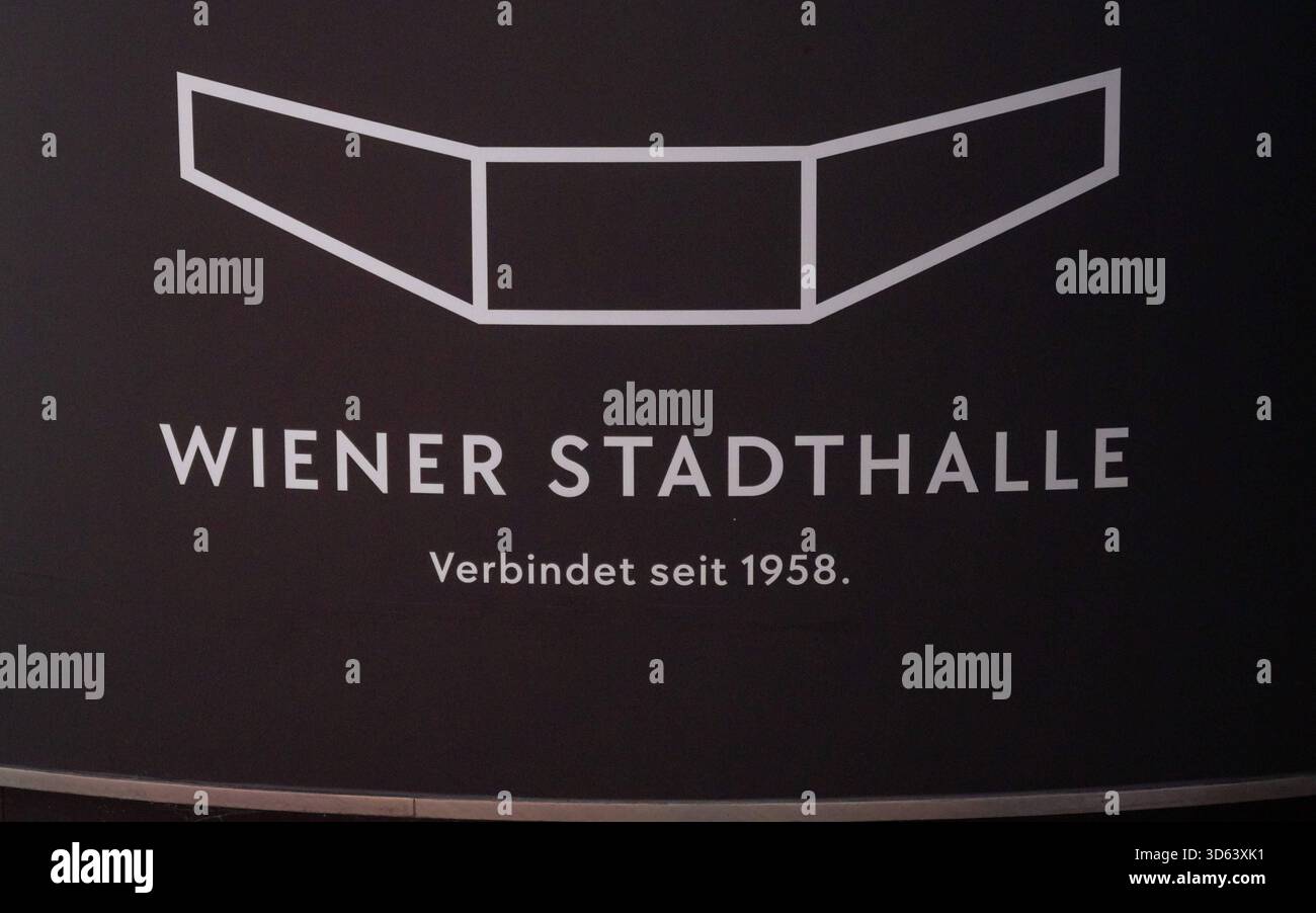 20251118 PG ORF Medienupdate zum Eurovision Song Contest 2026 in Wien, OESTERREICH - 18. NOVEMBER: Sujet - Symolbild - Mediengespraech anlaesslich eines ORF Updates zum 70. Eurovision Song Contest vom 12. bis zum 16. Mai 2026 in Wien im Foyer der Halle F der Wiener Stadthalle am 18. November 2025 in Wien, Oesterreich. 251118 SEPA 17 060 Copyright: XIsabellexOuvrardx SEPAxMedia Stockfoto