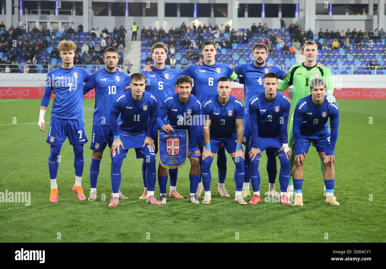 Backa Topola, Serbien. November 2025. (Oberste Reihe von links nach rechts) Lazar Jovanovic, Vanja Vlahovic, Stefan Dzodic, Stefan Lekovic, Bojan Kovacevic, Luka Lijeskic Stockfoto