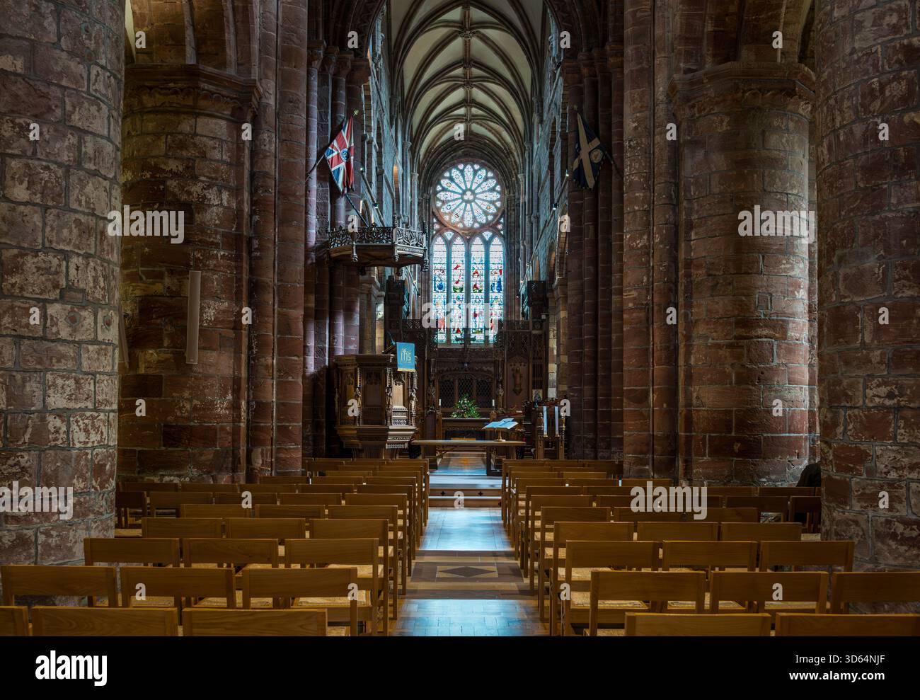 Innenansicht der St Magnus Cathedral East Rosen Window, Kirkwall, Orkney Islands, Schottland, Großbritannien Stockfoto