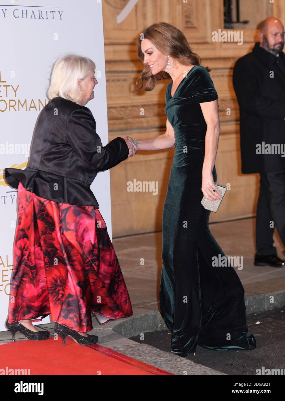 Die Prinzessin von Wales kommt zur Royal Variety Performance in der Royal Albert Hall, London. Bilddatum: Mittwoch, 19. November 2025. Stockfoto