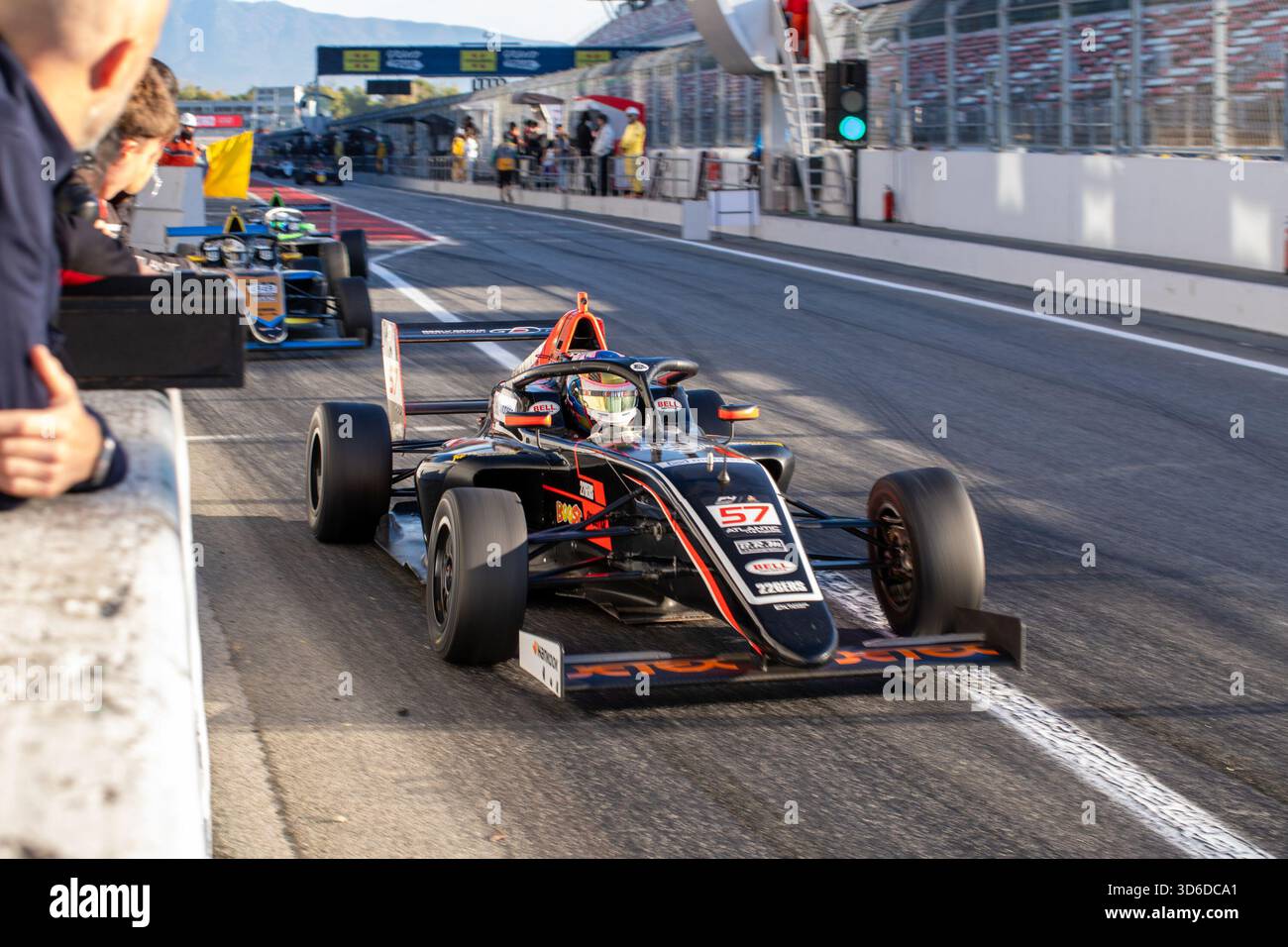 Formel 4 Spanische Meisterschaft 2025 - Freies Training 1 Samstag, Circuit de Barcelona - Catalunya in Barcelona, Spanien - Kaiden HIGGINS (ARE) - DXR Stockfoto