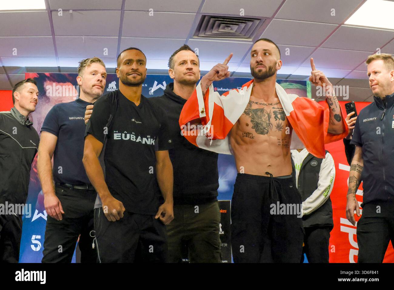 Brighton Centre, Stadt Brighton & Hove, East Sussex, Großbritannien. Harlem Eubank trifft auf Josh Wagner am Tag vor ihrem Kampf im Brighton Centre am 21. November 2021. David Smith/Alamy 20. November 2025/ Stockfoto