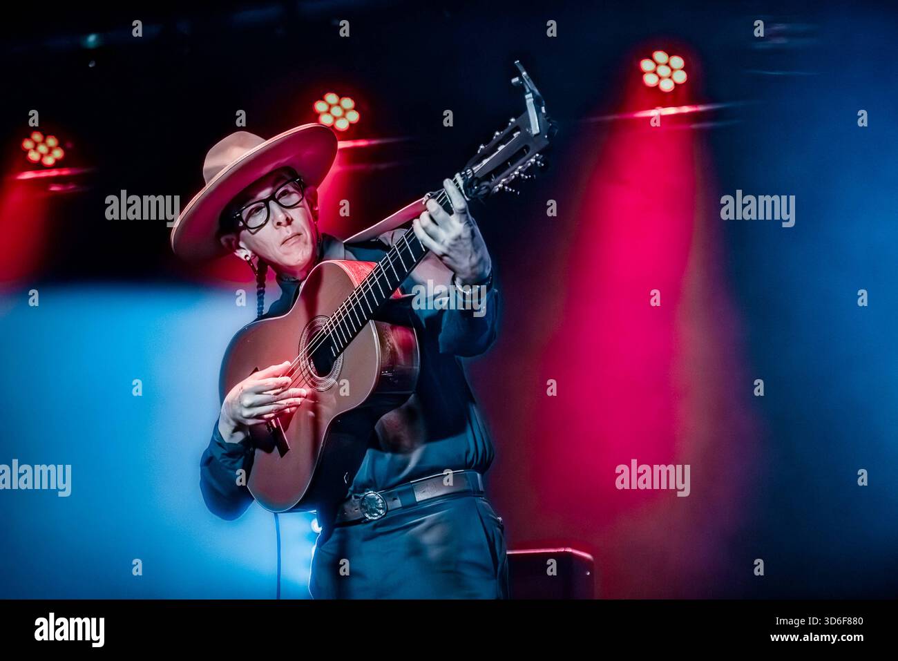 Musikkonzert - Micah P. Hinson - Tour 2025 Micha P. Hinson während Micah P. Hinson - Tour 2025, Musikkonzert in Rom, Italien, 19. November 2025 Rom Mönch Roma Italien Copyright: XTommasoxNotarangelox/xLiveMediax LPM 2150667 Stockfoto