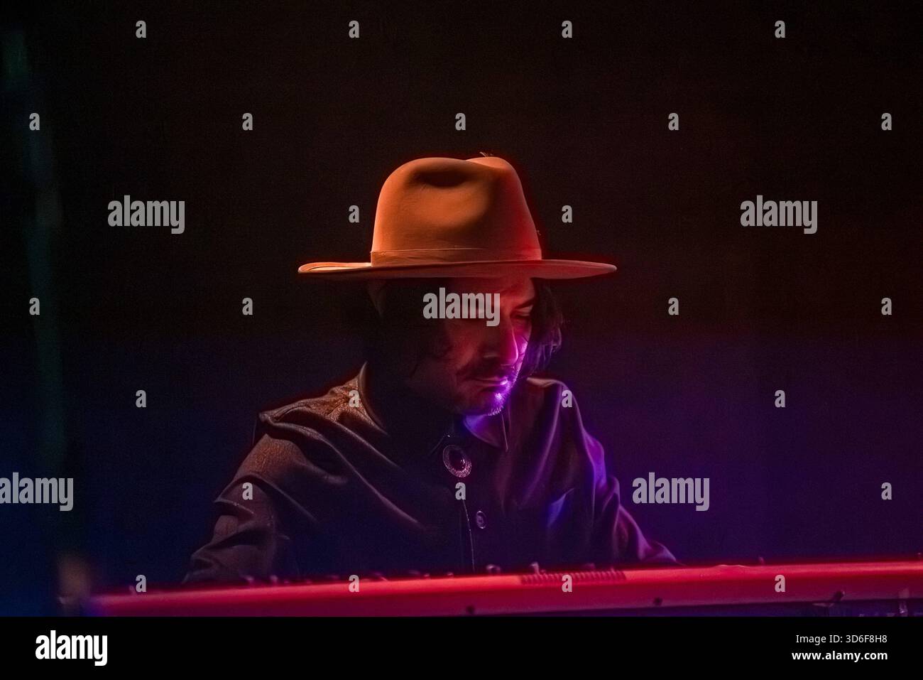 Musikkonzert - Micah P. Hinson - Tour 2025 Asso Stefana während Micah P. Hinson - Tour 2025, Musikkonzert in Rom, Italien, 19. November 2025 Rom Mönch Roma Italien Copyright: XTommasoxNotarangelox/xLiveMediax LPM 2150678 Stockfoto