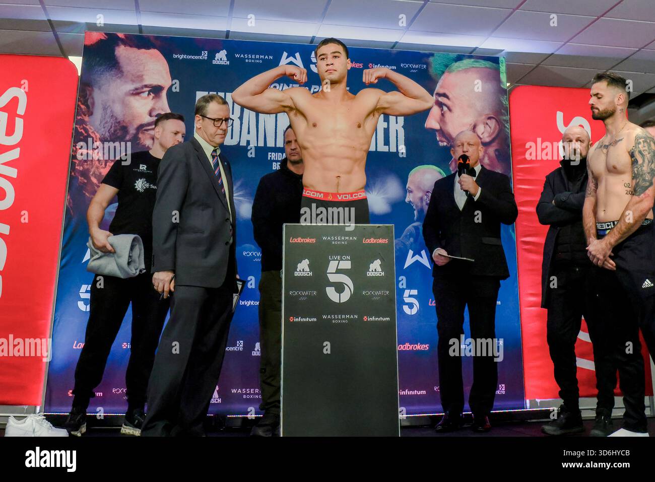 Brighton Centre, Stadt Brighton & Hove, East Sussex, Großbritannien. Lucas Roehrig vs. Brice Clavier am Tag vor ihrem Kampf im Brighton Centre am 21. November 2021 als Teil der Undercard für Harlem Eubank vs. Josh Wagner. Auf diesem Bild ist Brice Clavier. David Smith/Alamy 20. November 2025/ Stockfoto