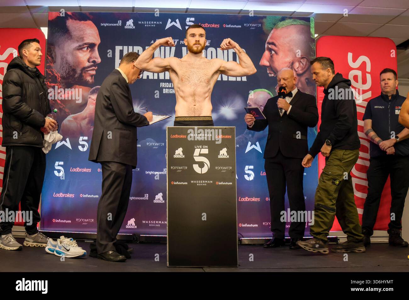 Brighton Centre, Stadt Brighton & Hove, East Sussex, Großbritannien. Kieran Molloy vs. Zeuz Vargez Soberanis am Tag vor ihrem Kampf im Brighton Centre am 21. November 2021 als Teil der Undercard für Harlem Eubank vs. Josh Wagner. In diesem Bild Kieran Molloy. David Smith/Alamy 20. November 2025/ Stockfoto