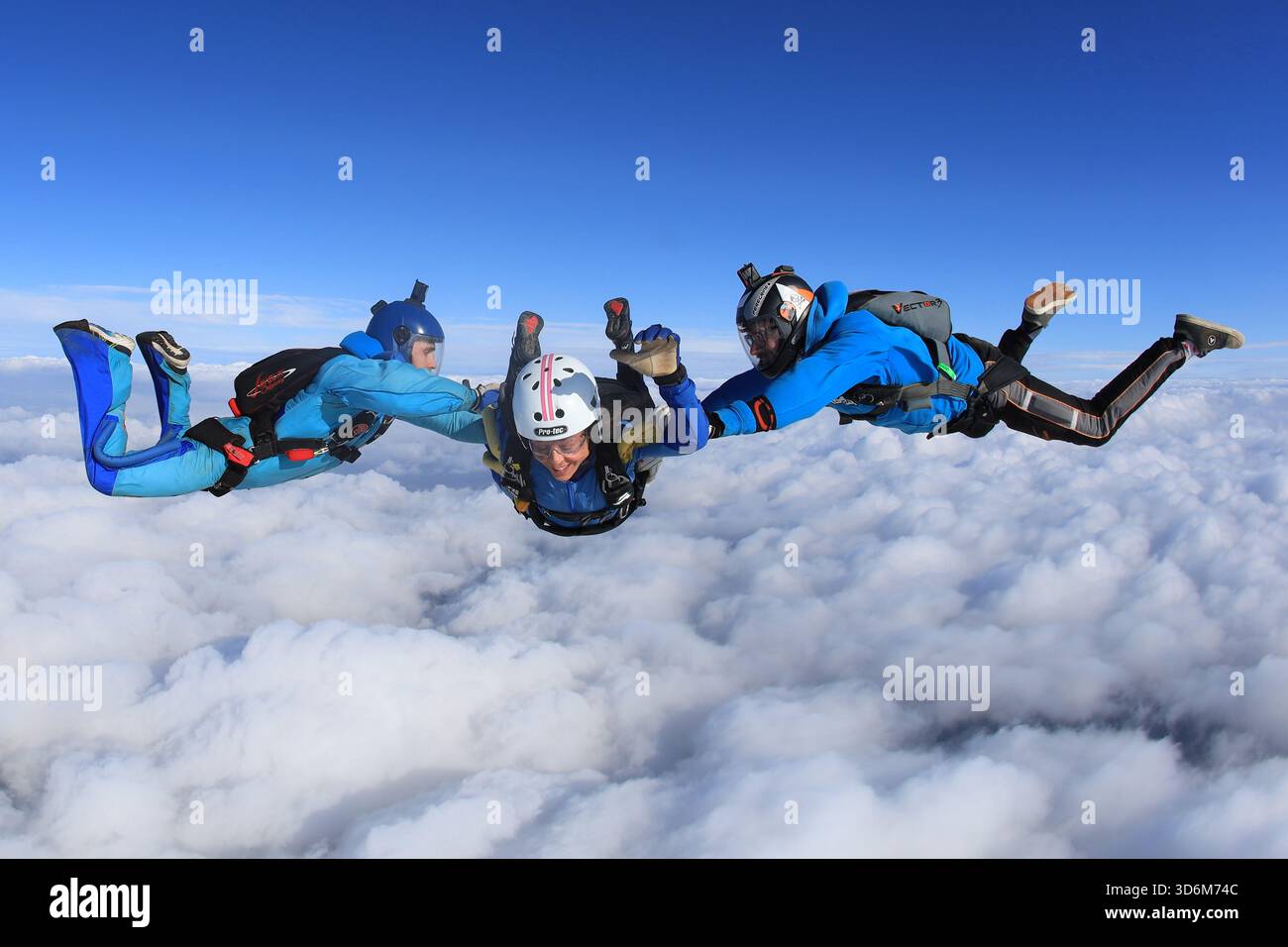 Fallschirmspringen lernen – beschleunigter Freifall Stockfoto