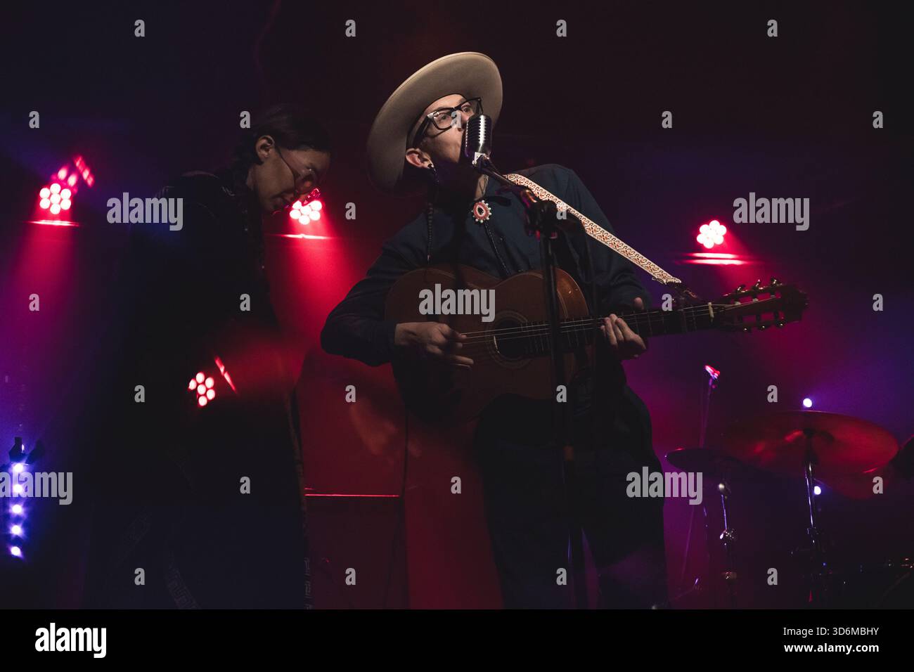 19. November 2025, Rom, Italien: Micah P. Hinson führt die „The Tomorrow man Tour“ durch (Kreditbild: © Emanuela Vertolli/Pacific Press via ZUMA Press Wire) NUR ZUR REDAKTIONELLEN VERWENDUNG! Nicht für kommerzielle ZWECKE! Stockfoto