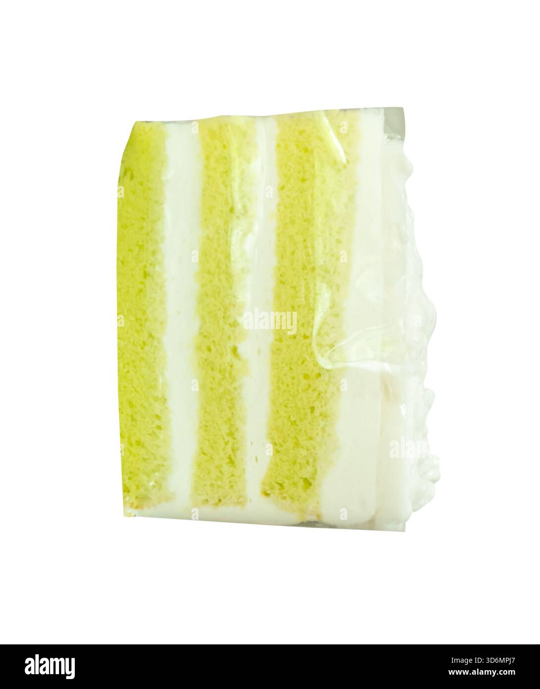 Ein Stück grüner und weißer Kokoskuchen ist auf weißem Hintergrund mit Schnittpfad isoliert. Stockfoto