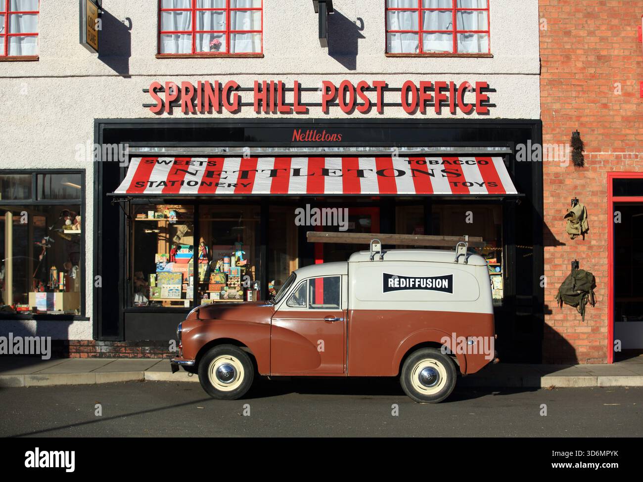 1960 Morris 1000 Van parkte im Black Country Living Museum, Dudley, West midlands, England, Großbritannien. Stockfoto