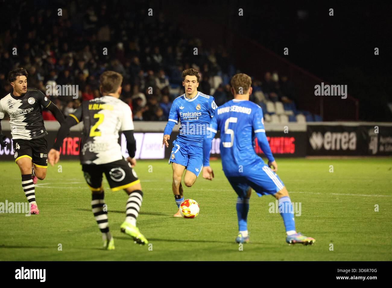 Real Madrid Castilla Spiel gegen Unionistas de Salamanca Credit: Fotosport ciclismo gonzalez/Alamy Live News Credit: Fotosport ciclismo gonzalez/Alamy Live News Stockfoto