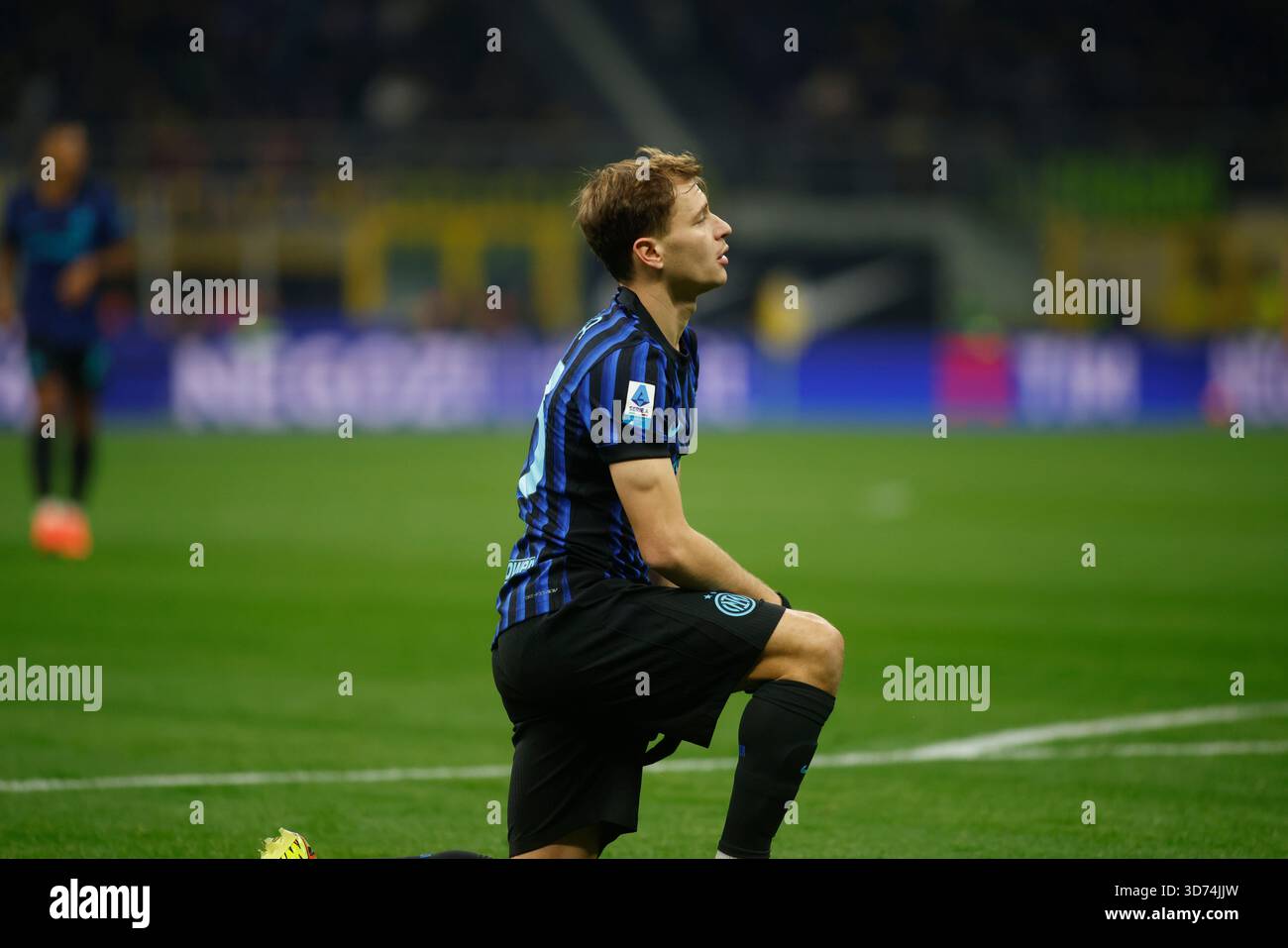 Mailand, Italien. November 2025. Nicolò Barella vom FC Inter während der italienischen Serie A, Saison 2025/26, Fußballspiel zwischen Inter FC und AC Mailand am 23. November 2025 im Stadion Giuseppe Meazza in San Siro, Mailand, Italien. Quelle: Nderim Kaceli/Alamy Live News Stockfoto