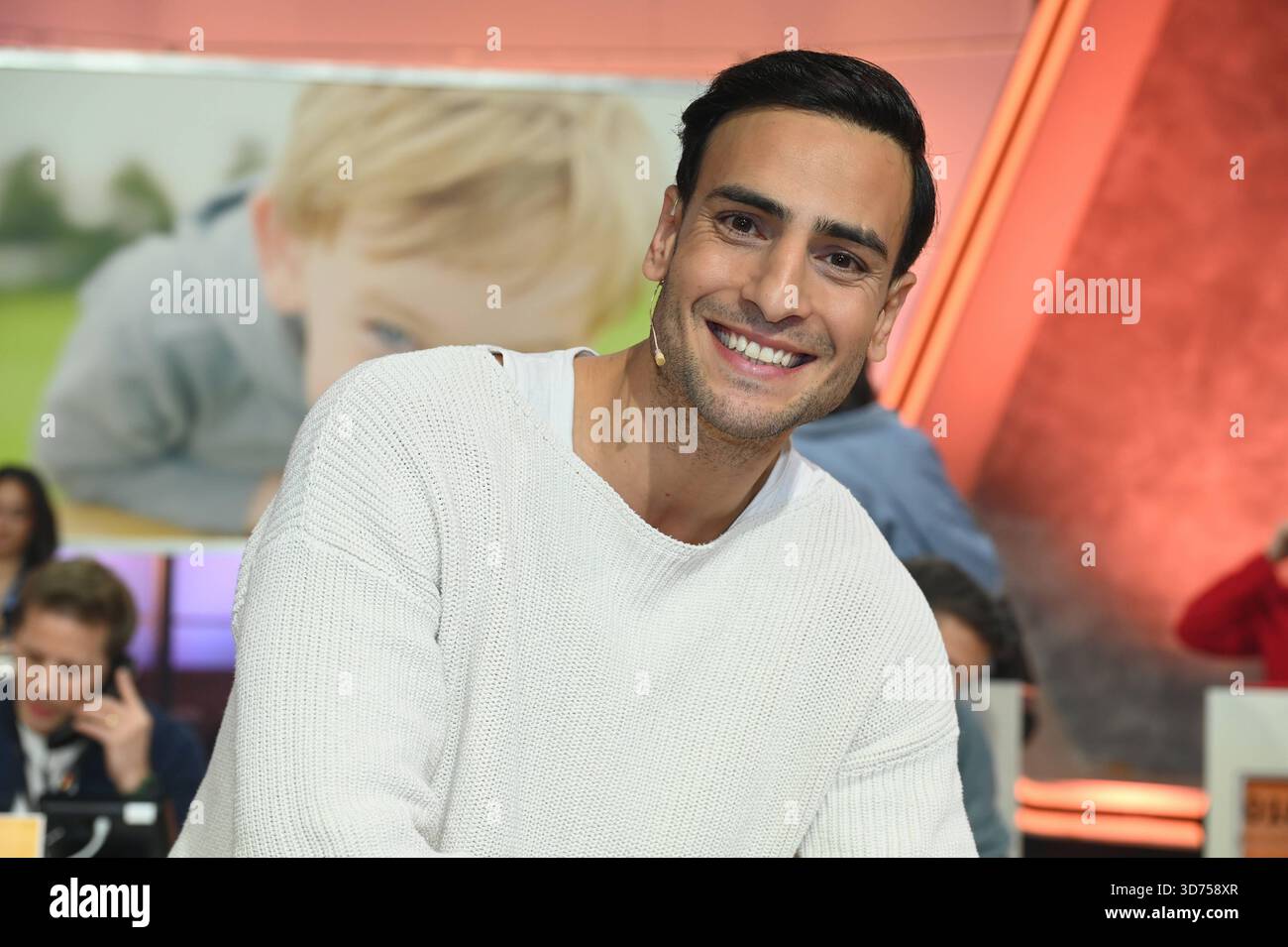 Schauspieler Timur Ülker nimmt am 30. RTL Spendenmarathon wir helfen Kindern 2025 Teil *** Schauspieler Timur Ülker nimmt 30 am RTL Telethon wir helfen Kindern 2025 Teil Stockfoto