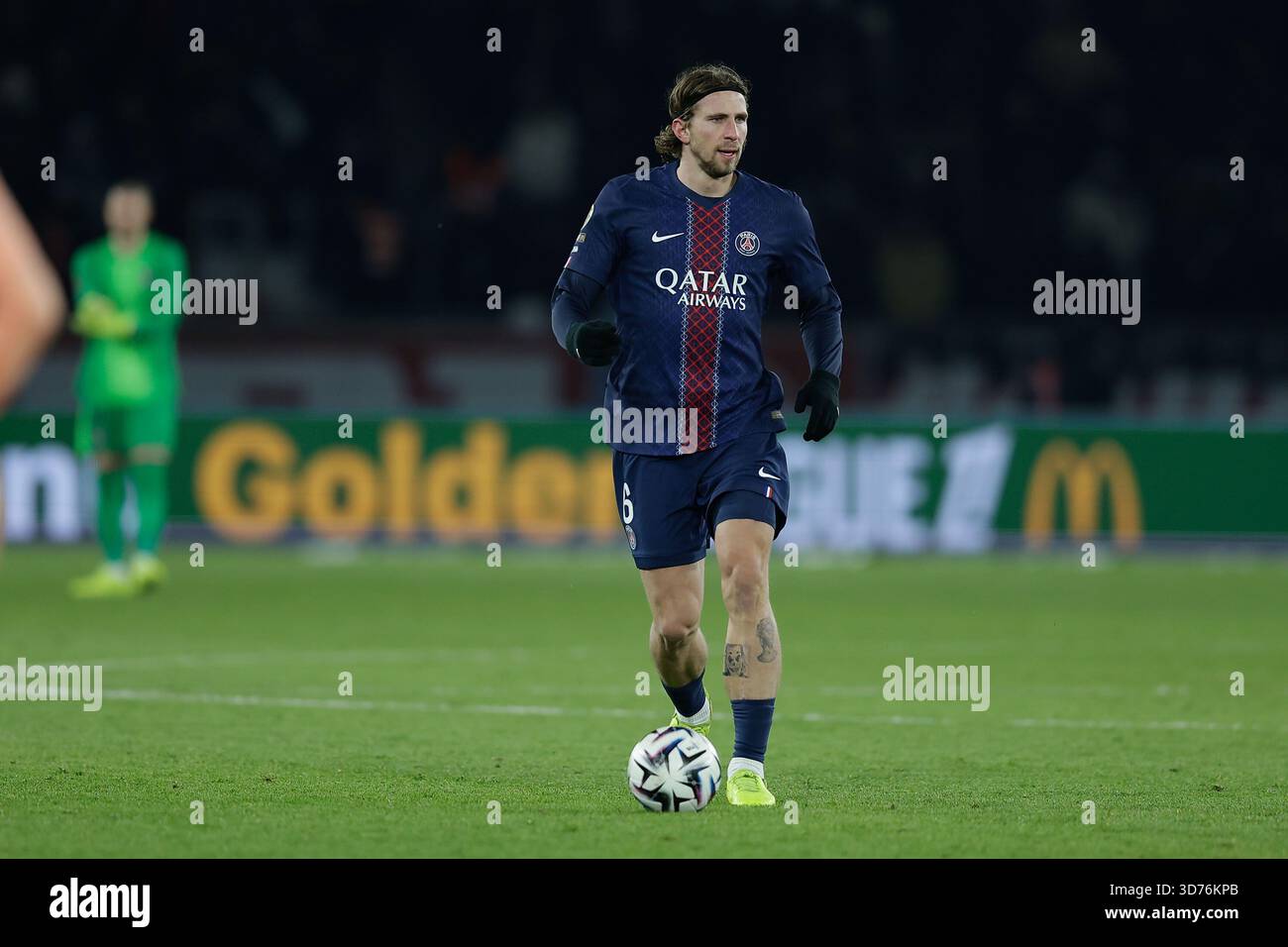 Paris 2025.11.22 La Ligue 1 Paris Saint Germain - Le Havre AC v.l., Illia Zabarnyi (Paris Saint-Germain) in Aktion, in Aktion, Stockfoto