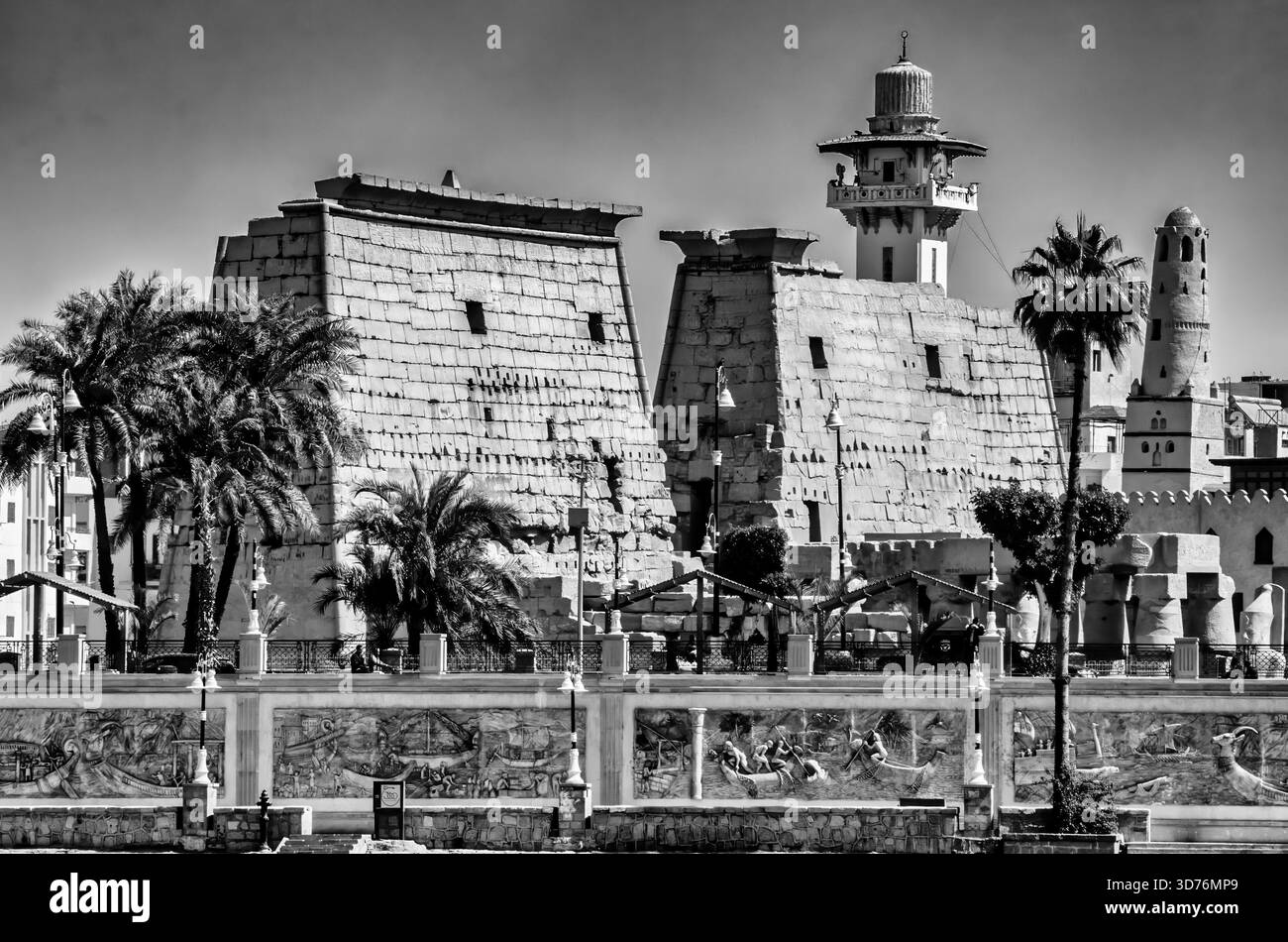 Luxor Tempelkomplex vom Nil, Luxor, Ägypten. Februar 2023 Stockfoto