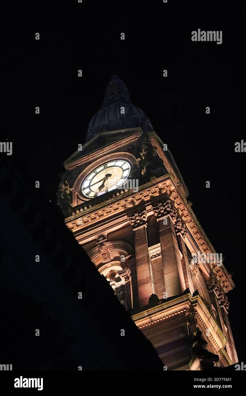Bolton Town Hall Beim Put Big Light On Public Festival Stockfoto