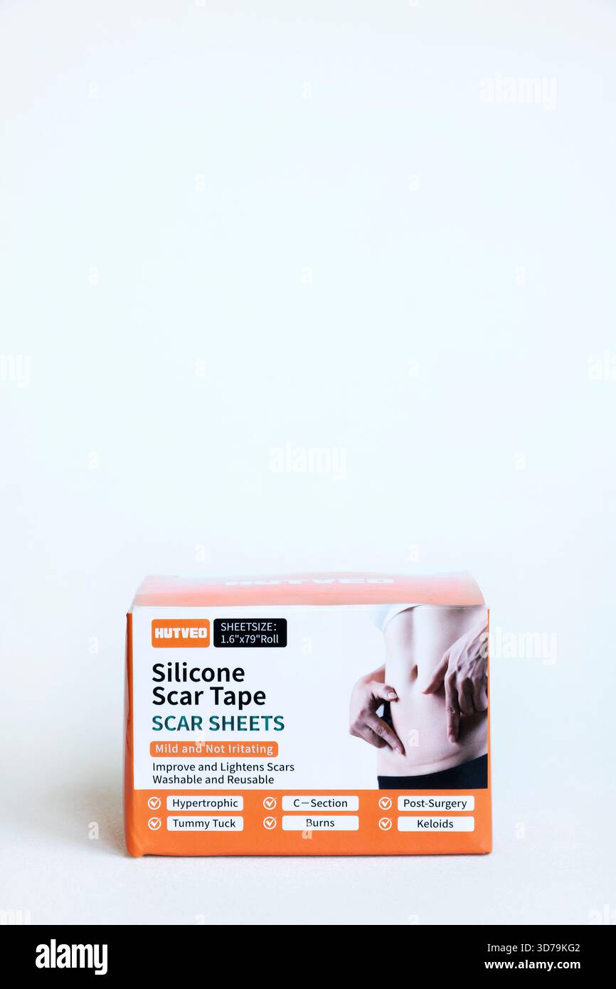 Packung Silikon-Narbenband, ein synthetisches Polymer, zum Entfernen von Narben Stockfoto