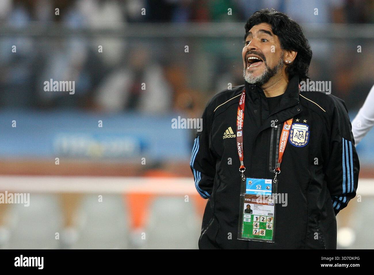 ©Jonathan Moscrop - LaPresse 27 06 2010 Johannesburg ( Sud Africa ) Sport Calcio Argentinien vs Messico - Mondiali di calcio Sud Africa 2010 Ottavi di Finale - Soccer City Nella Foto 2010: l'allenatore dell'Argentina Diego Armando Maradona ©Jonathan Moscrop - LaPresse 27 06 2010 Johannesburg ( Südafrika Stockfoto