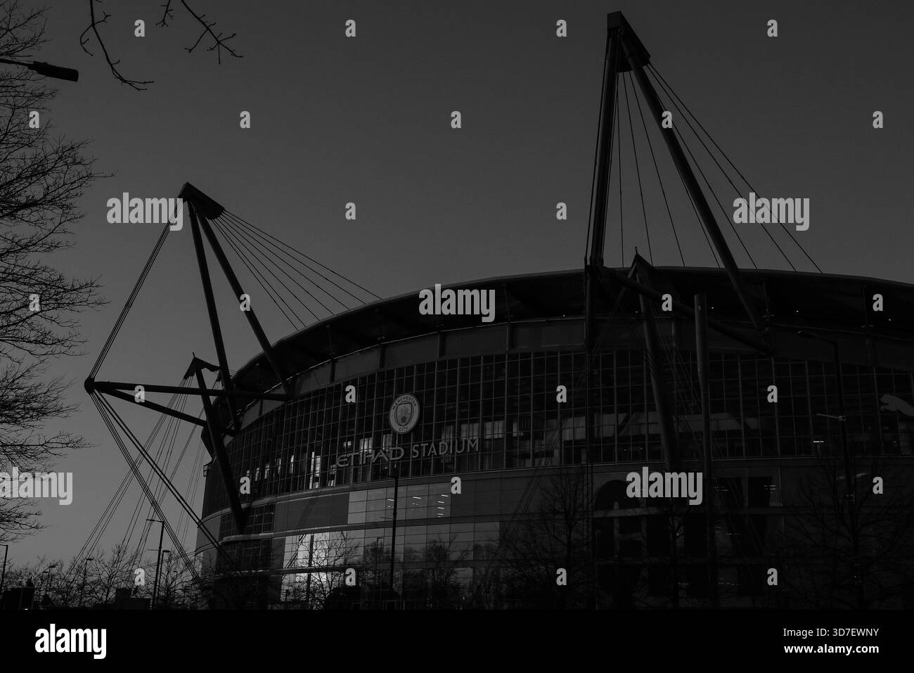 Am 5. Spieltag der UEFA Champions League von 8 Manchester City gegen Bayer 04 Leverkusen im City of Manchester Stadium, Manchester, Großbritannien, 25. November 2025 (Foto: Mark Cosgrove/News Images) *** GER AUT SUI OUT *** Stockfoto
