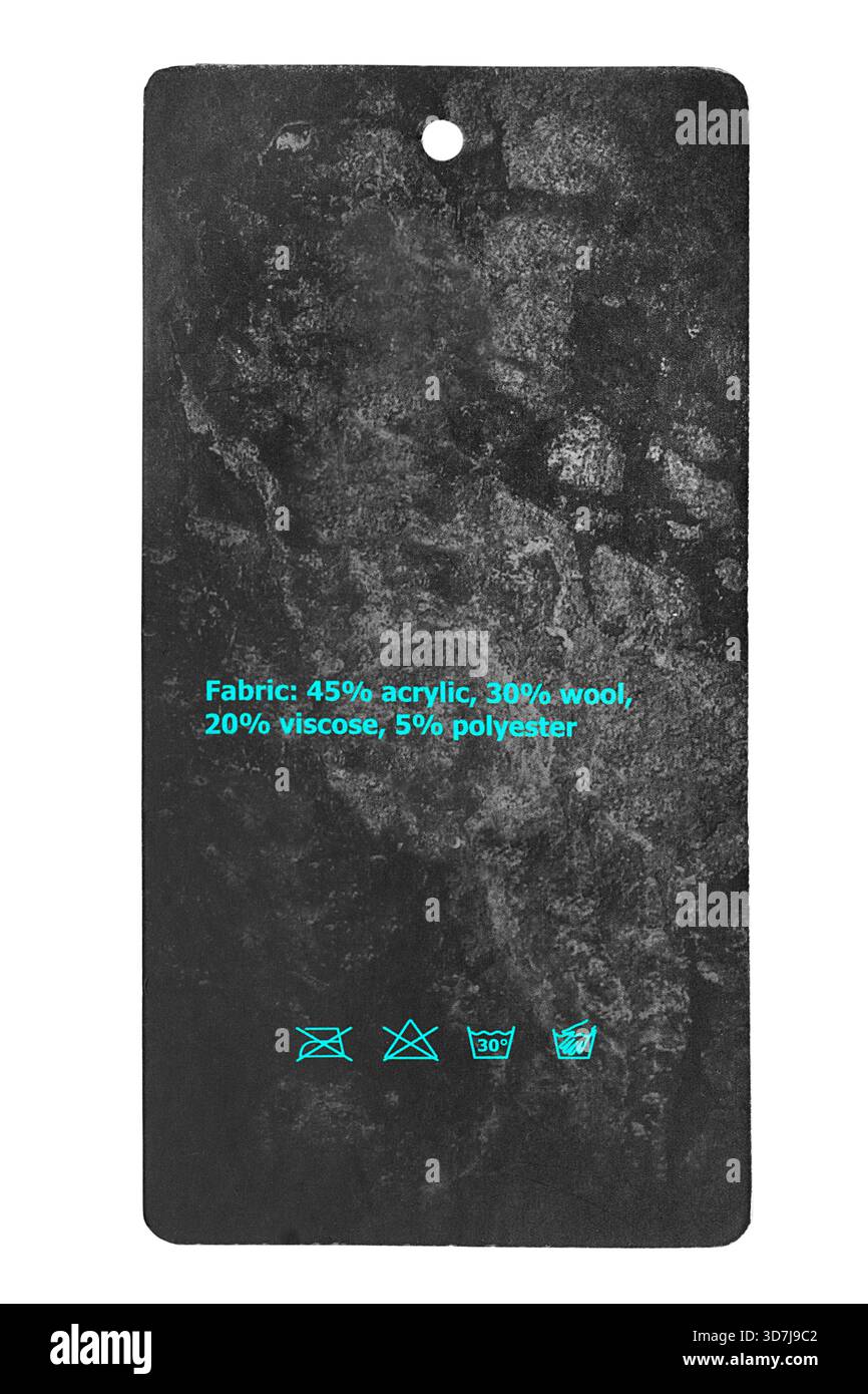 Stoffzusammensetzung und Pflegehinweise Kleideretikett isoliert auf weißem Hintergrund Stockfoto