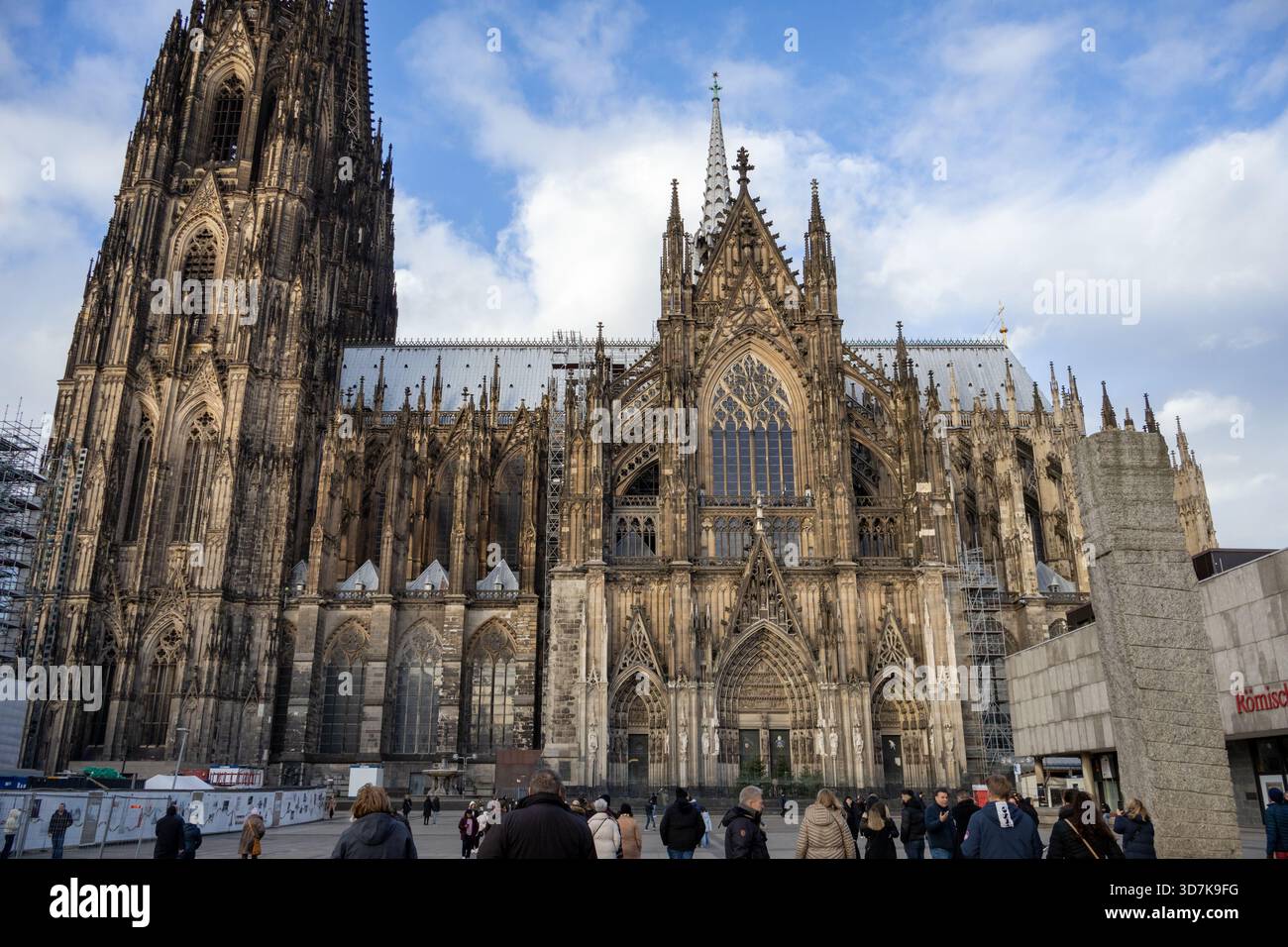 Traditionelle gotische Architektur des Kölner Doms Stockfoto