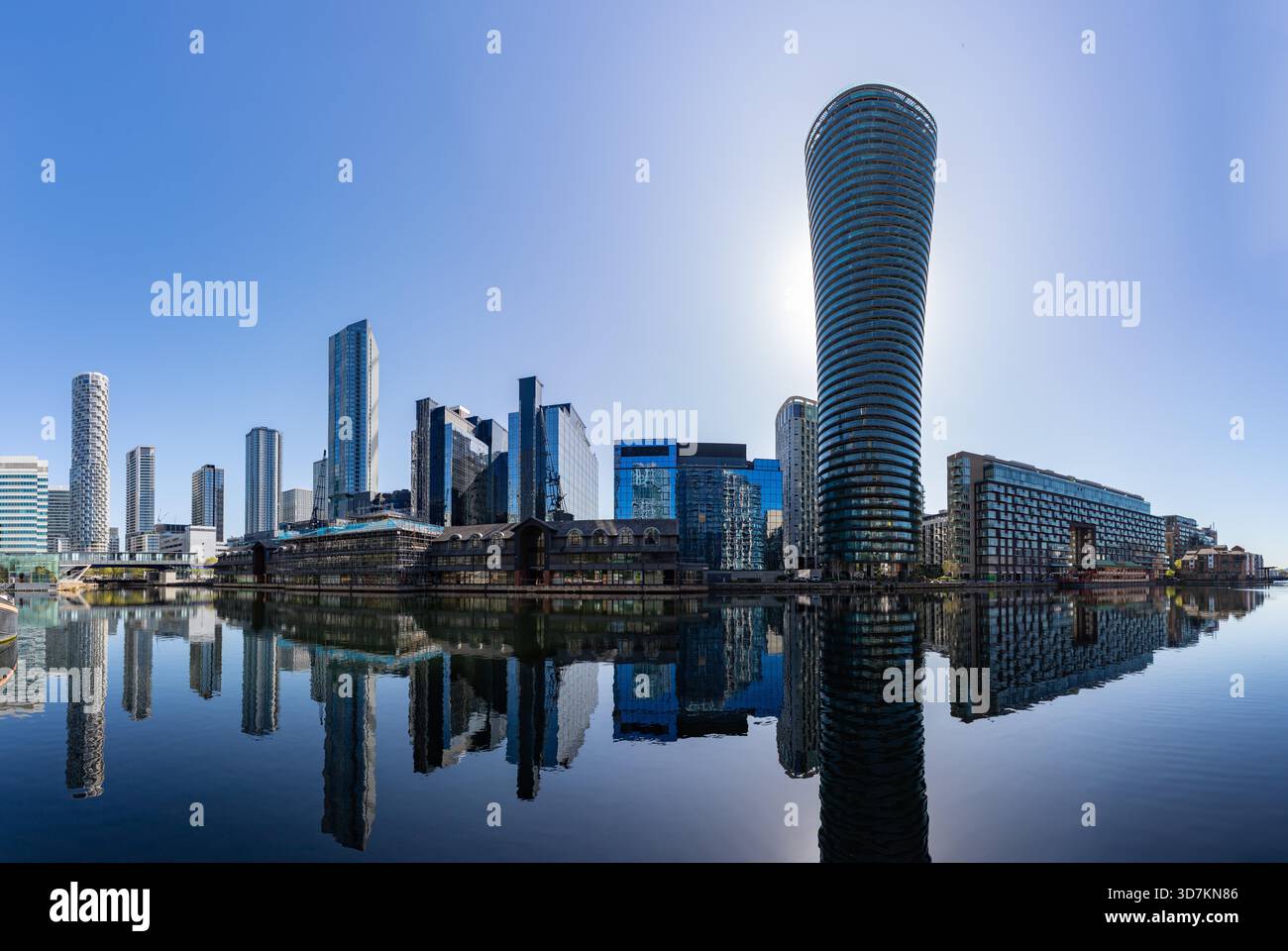 Ein Bild der modernen Apartments und Büros auf der Isle of Dogs. Stockfoto