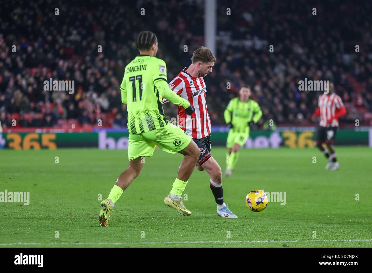Während des Sky Bet Championship-Spiels zwischen Sheffield United und Portsmouth in der Bramall Lane, Sheffield am Mittwoch, den 26. November 2025. (Foto: Simon Hall | MI News) Credit: MI News & Sport /Alamy Live News Stockfoto