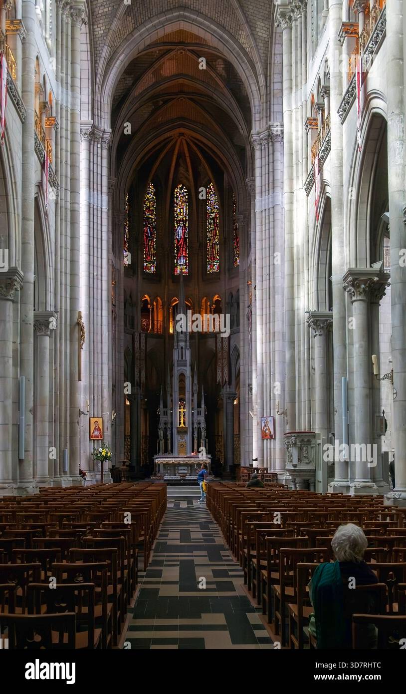 Inneres der Basilika St. Nicolas, Nantes, Bretagne, Frankreich Stockfoto