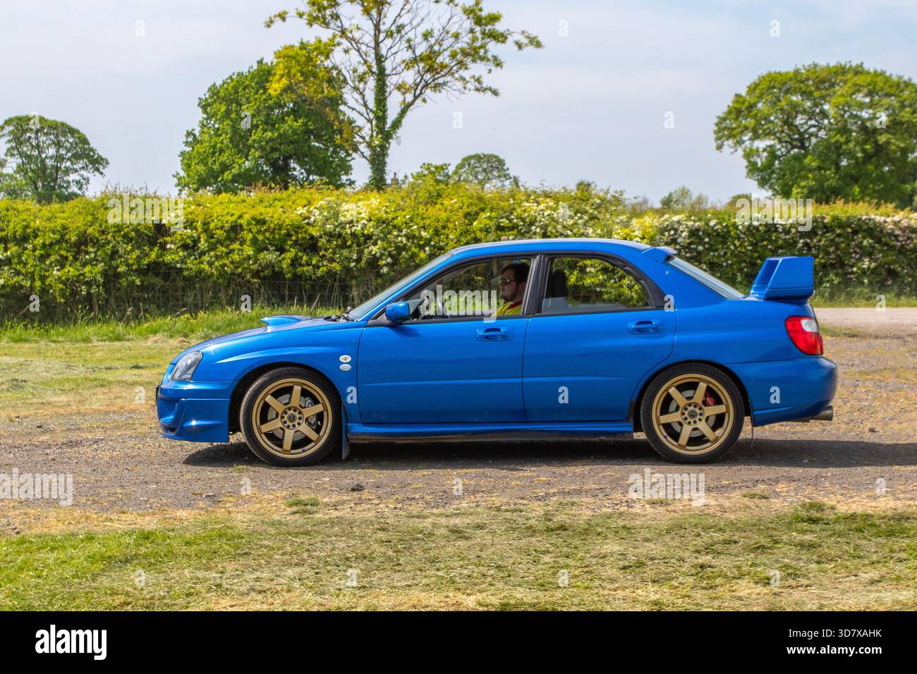 2005 Blue Subaru Impreza WRX Turbo Car Limousine Benzin 1994 ccm; im Veranstaltungsort Wheels Up North in Longridge, England Stockfoto