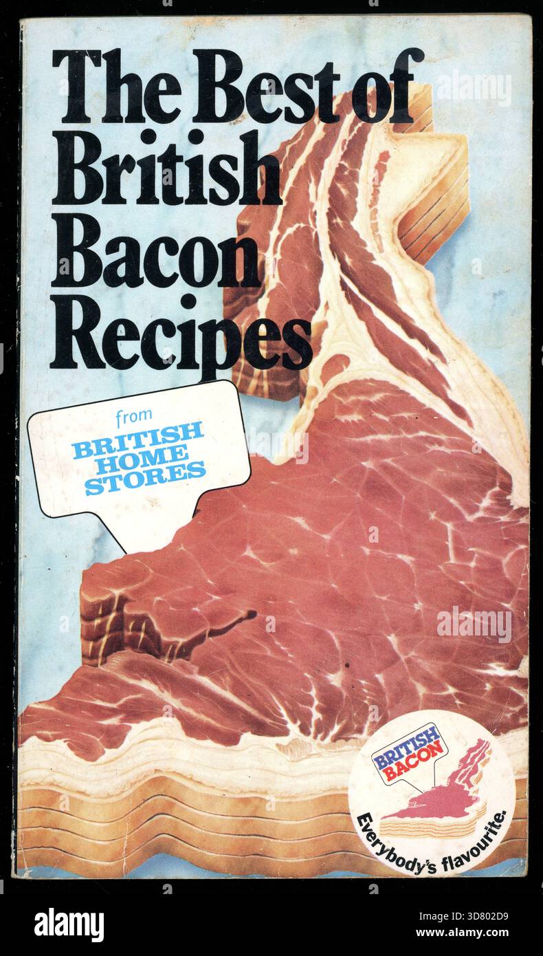 Vintage 1970er Taschenbuch, Vorderseite des Kochbuches The Best of British Bacon Recipes von Mary Norwak, kostenlos von verschiedenen Einzelhändlern verteilt, diese Kopie von bekannten Einzelhändlern, jetzt geschlossen, - British Home Stores (BHS). Veröffentlicht für British Bacon, 1979, UK. Stockfoto