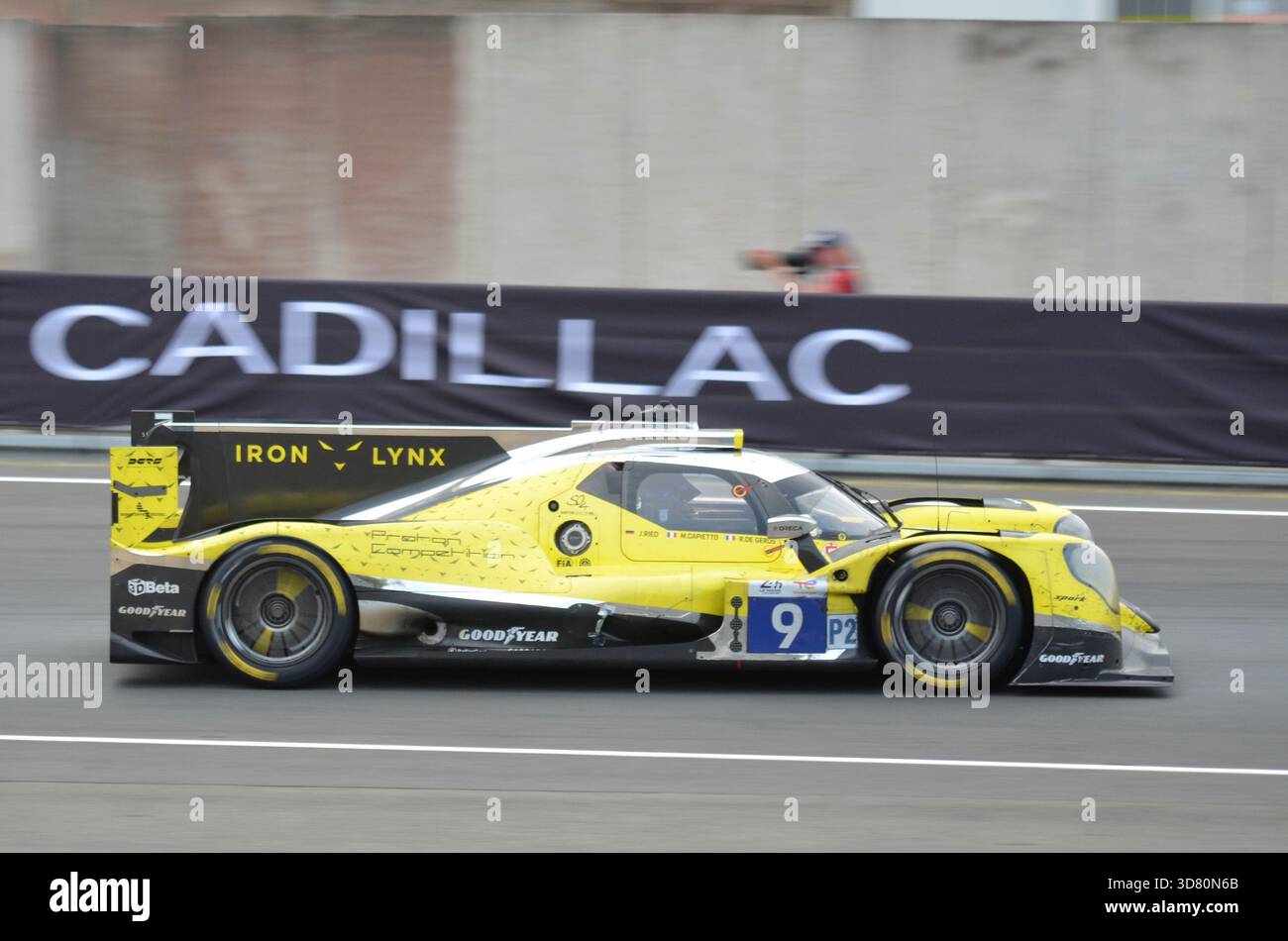 Iron Lynx – Proton erreichte Oreca 07 LMP2 von Maceo Capietto, Reshad de Gerus & Jonas Ried verlässt die Essess bei den 24 Stunden 2025 Le Mans Stockfoto