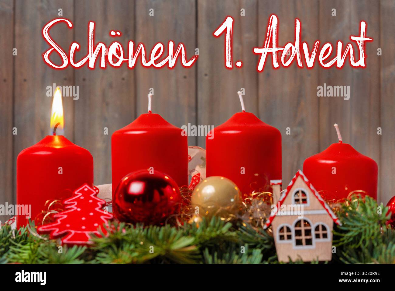 Bayern, Deutschland - 27. November 2025: FOTOMONTAGE, schöner Adventskranz über einem Adventskranz mit der ersten brennenden Kerze in rot *** FOTOMONTAGE, schön 1 Adventskranz über einem Adventskranz mit der ersten brennenden Kerze in rot Stockfoto