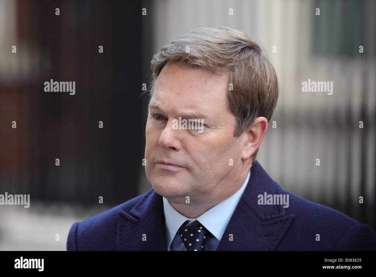 BBC-Journalist Christian Fraser in der Downing Street vor dem Budget, London, Großbritannien Stockfoto
