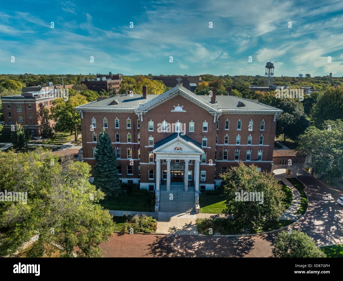 Luftaufnahme der Derham Hall an der St. Catherine University private katholische Hochschule für Frauen in Saint Paul, Minnesota Stockfoto