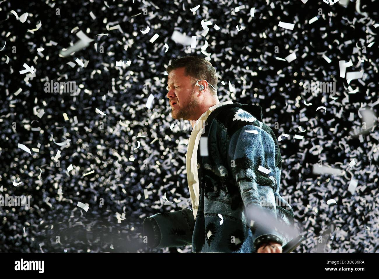Dan Reynolds, Leadsänger und Frontmann der mit Grammy ausgezeichneten amerikanischen Pop-Rock-Band Imagine Dragons beim Sziget Festival in Budapest, Ungarn Stockfoto