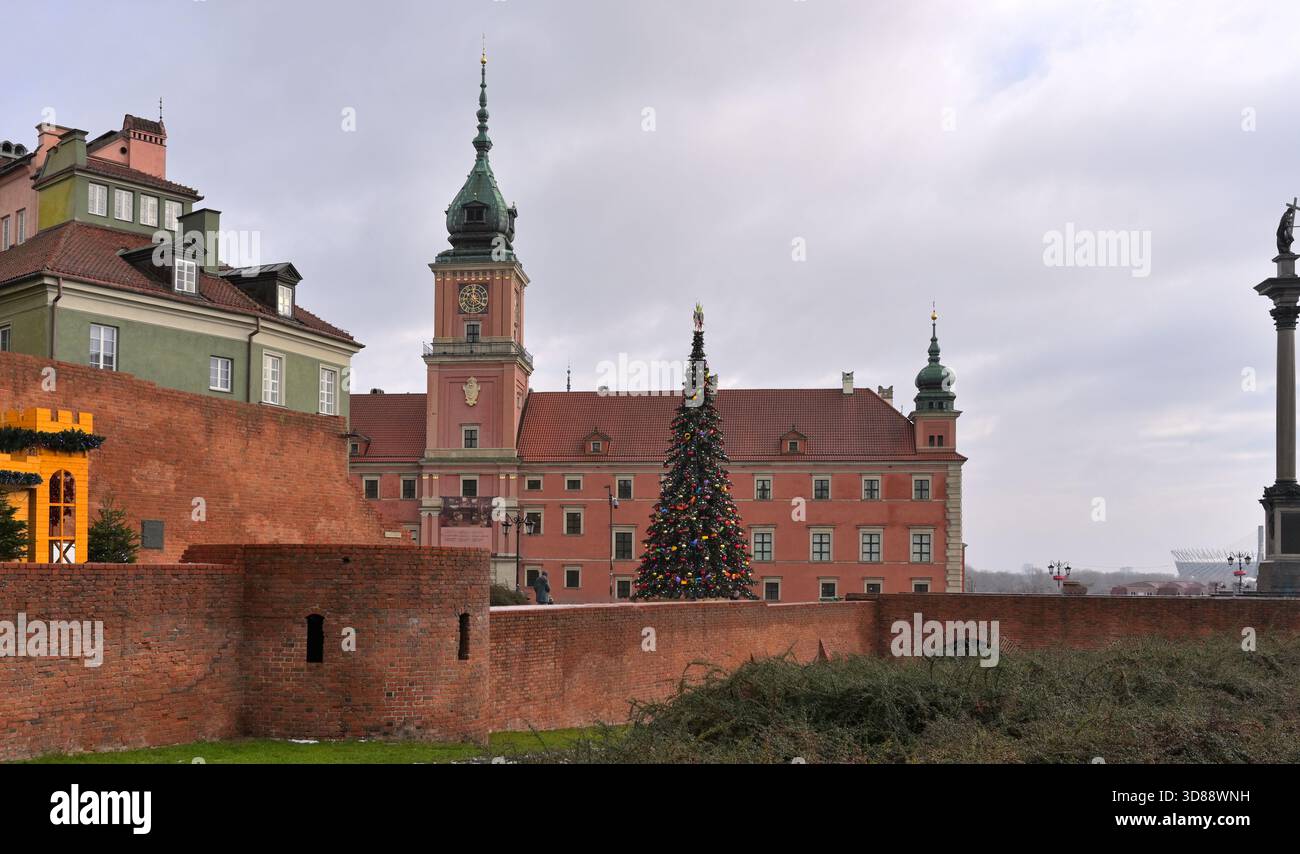 Warszawa, Stare miasto, Plac zamkowy, zamek królewski, gwiazda betlejemska, Weihnachtsbaumstern, mährischer Stern auf dem Weihnachtsbaum, warschau, Weihnachten Stockfoto