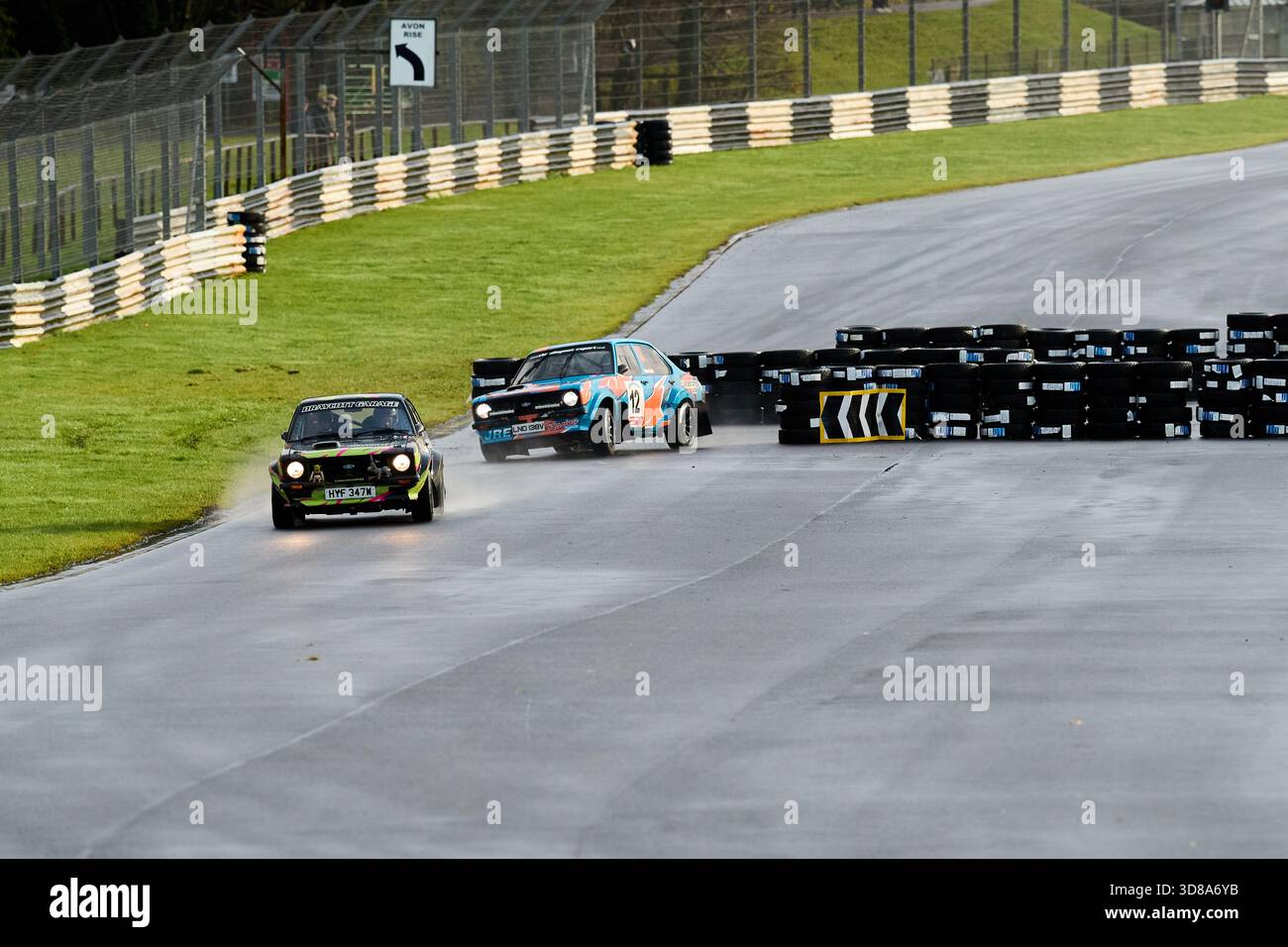 Castle Combe Race Circuit, England, 29. November 2025, Peter Hedges und James Hedges fahren für das Draycott Rally Team in einem Ford Escort bei der DAE Castle Combe Stage Rally. Quelle: Craig Allan-McWilliams/Alamy Live News Stockfoto