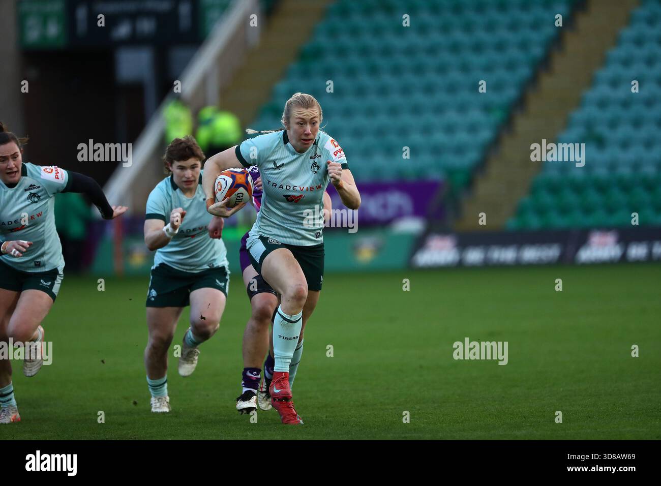 NORTHAMPTON, Vereinigtes Königreich, 29. November 2025, Georgie Lingham von Leicester Tigers Women während des Premiership Women's Rugby Match zwischen Loughborough Lightning und Leicester Tigers Women im Cinch Stadium in Franklins Gardens, Northampton, Credit: Gareth Tibbles/Alamy Live News #WomensRugby #WomenInRugby #Rugby #Rugby #Rugby #Rugby #Rugby #Rugby #Rugby #Rugby #Rugby #Rugby #Rugby Stockfoto