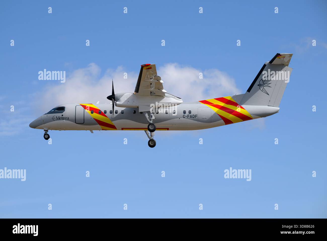 Ein Feuerwehrflugzeug Metrea Bombardier/DHC Dash 8 Stockfoto