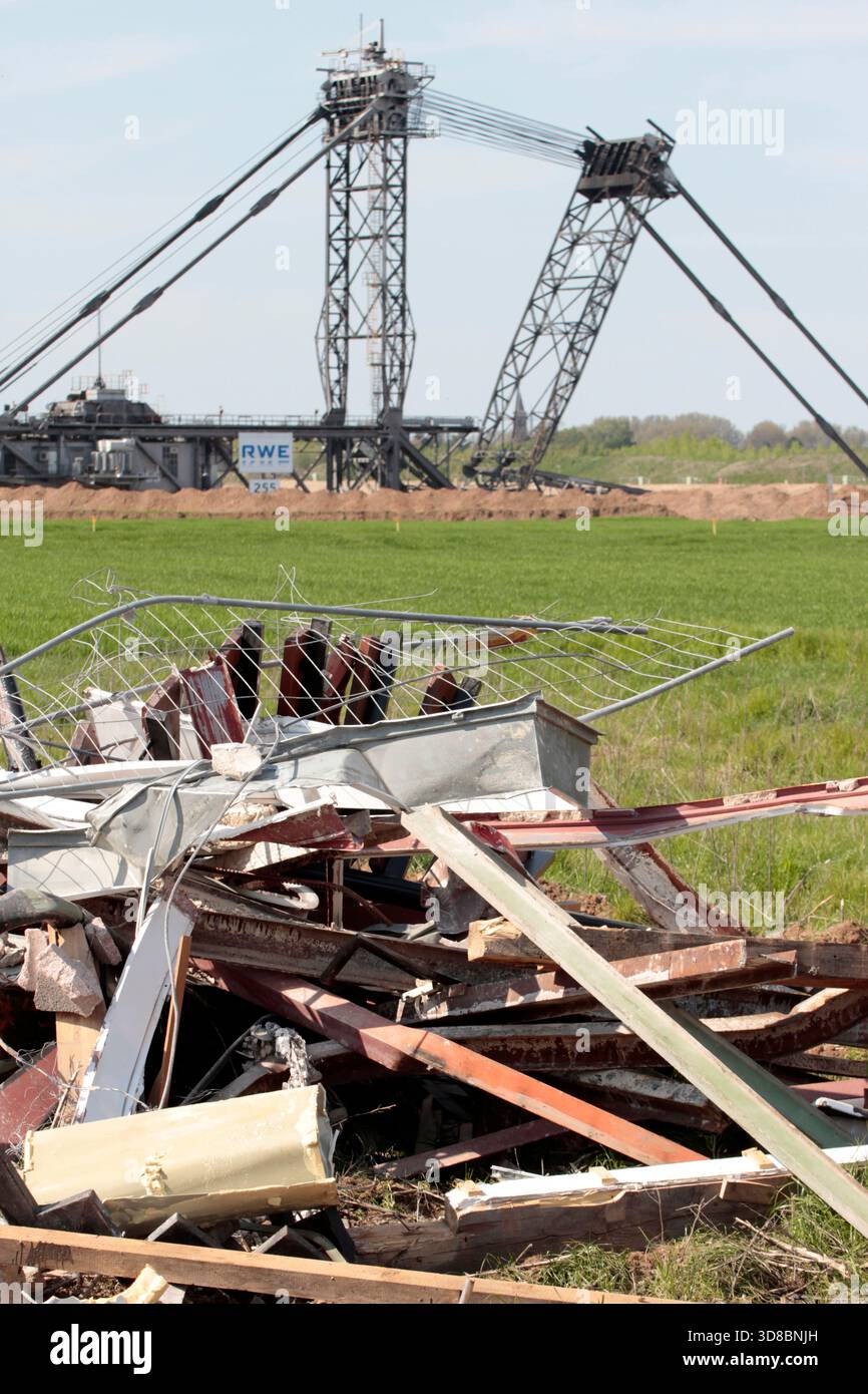 Das ehemalige Dorf Pier wurde aufgrund der wachsenden Bergbautätigkeit in Deutschland aufgegeben und abgerissen Stockfoto
