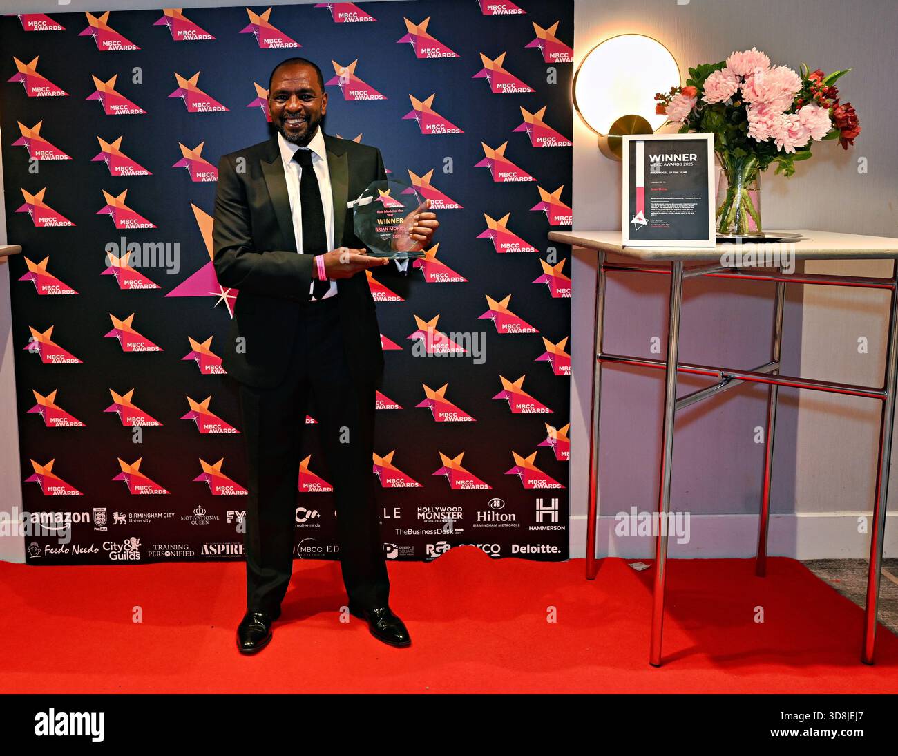 Birmingham, Großbritannien. November 2025. Brian Morris Gewinner des Rollenmodells des Jahres bei den Awards of the Multikultural Business & Community Champion Awards 2025 (MBCC Awards) im Hilton Birmingham Metropole, Birmingham, Großbritannien. (Foto von 李世惠/siehe Li/Picture Capital) Credit: Siehe Li/Picture Capital/Alamy Live News Stockfoto