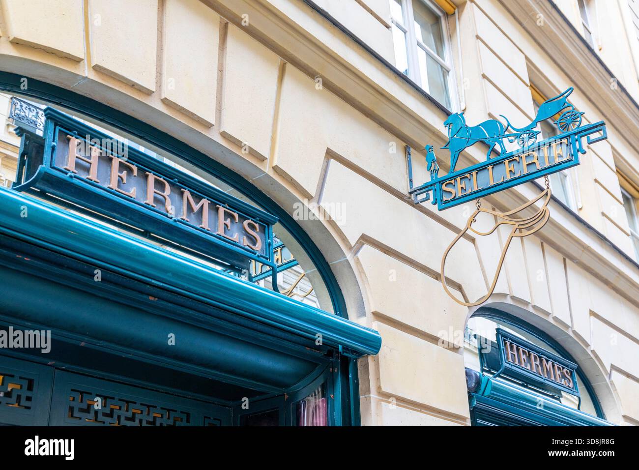Frankreich, Ile-de-France, Paris, 8. Bezirk, Hermes, Sattlerwaren. Lederwarengeschäft, Rue du Faubourg Saint-Honore Stockfoto