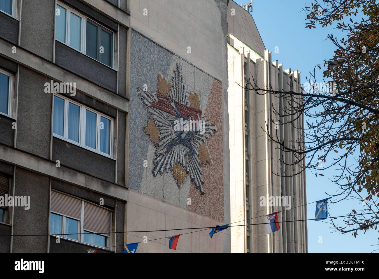 Gedenkstätte für die Partisanen, die 1941 in der Stadt Užice gegen die Nazis kämpften. Oktober 2025. Stockfoto