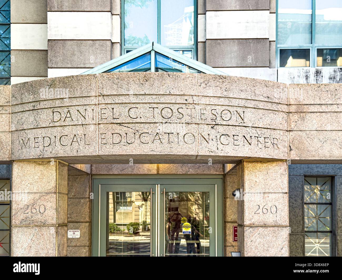 Daniel T. Tosteson Medical Education Center, Harvard University, Außenansicht des Gebäudes, 260 Longwood Avenue, Boston, Massachusetts, USA Stockfoto